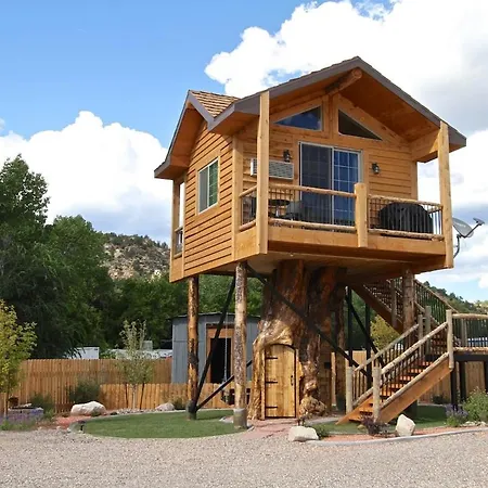 The Treehouse Villa